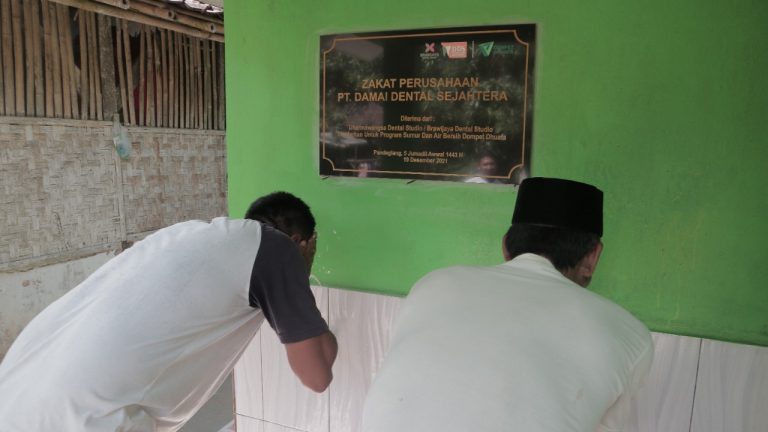 Dompet Dhuafa Banten Resmikan Sarana Air Bersih dan MCK di Kp. Cihideung, Pandeglang