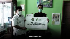 SK Perpanjangan izin dompet dhuafa banten diserahkan oleh kemenag provinsi banten